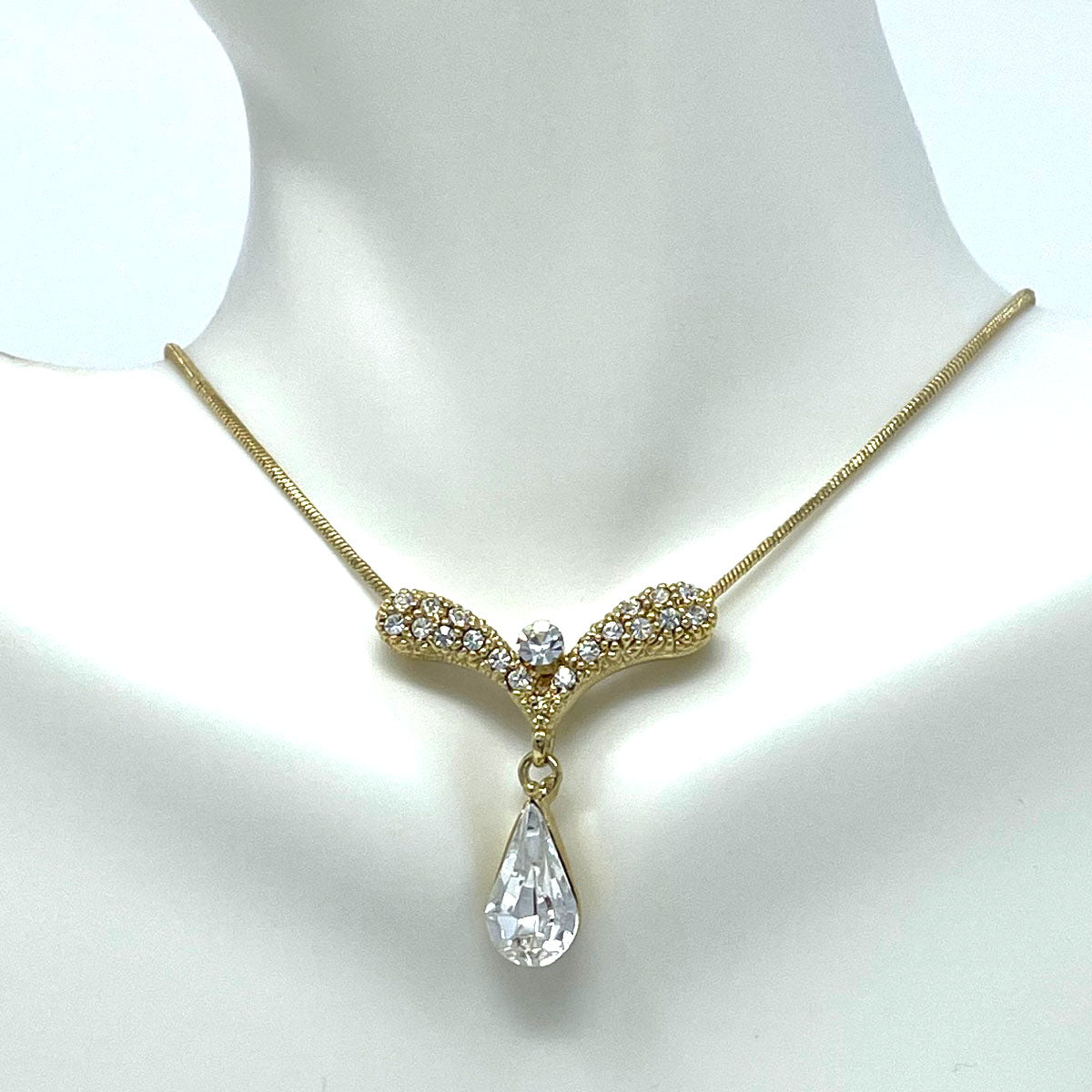 アクセサリー crystal ribbon chain necklace Long ribbon necklace with teardrop crystal pendant gift
